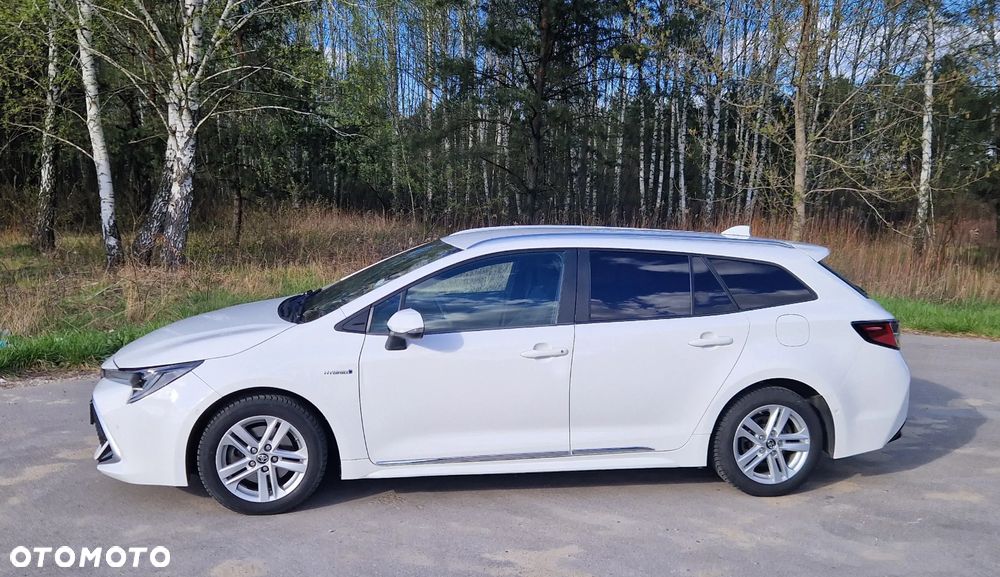 Toyota Corolla 2.0 Hybrid Comfort - 4