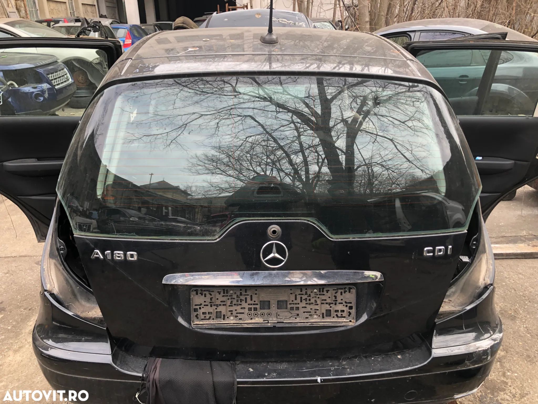 Haion Mercedes Benz A class W169 culoare negru 2005 - 1