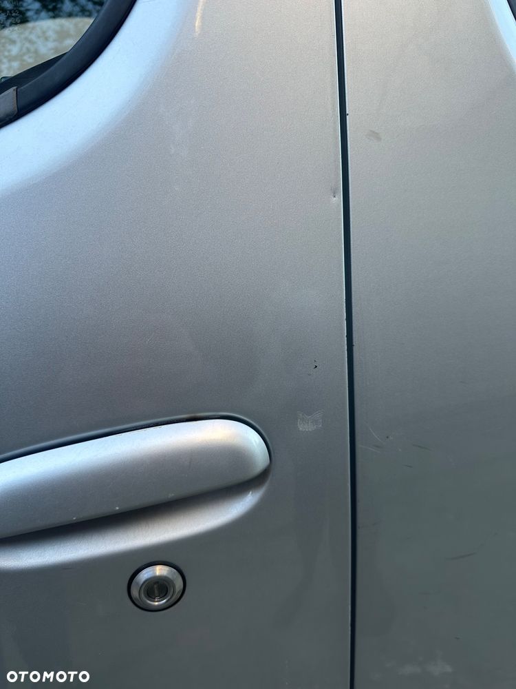 Toyota Yaris Verso - 18