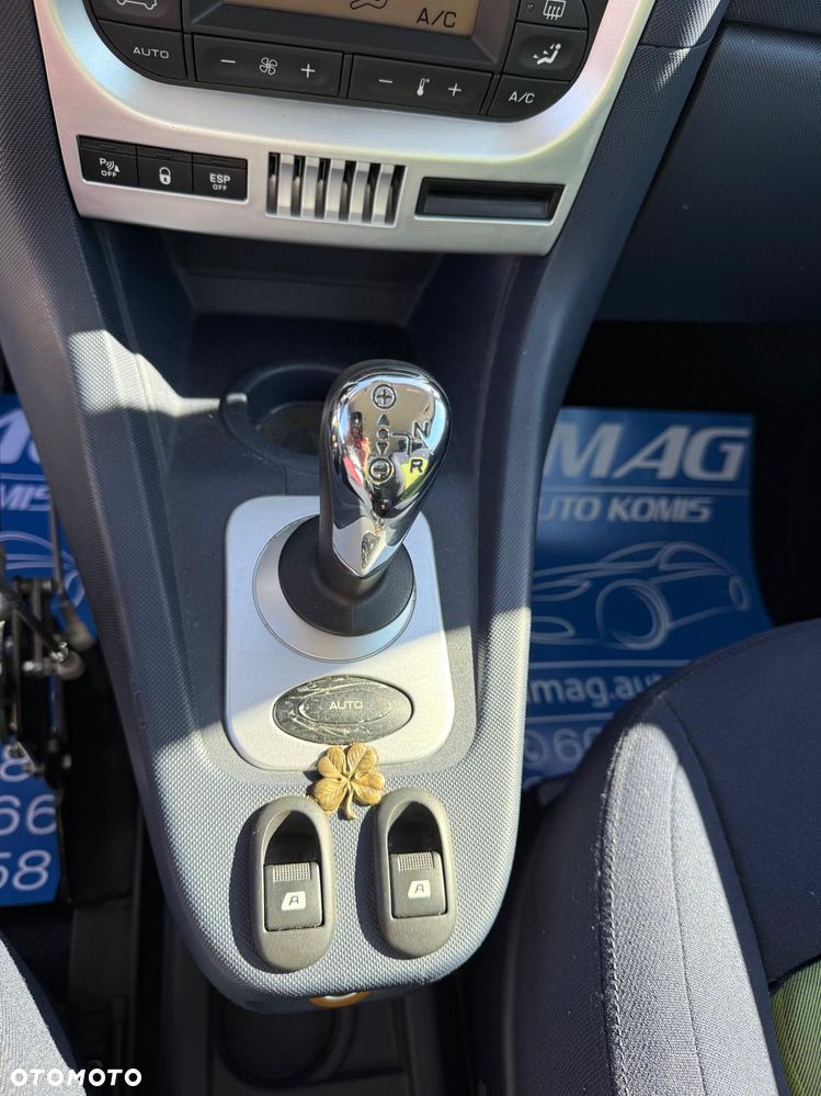 Peugeot 1007 1.6 Trendy 2-Tronic - 20