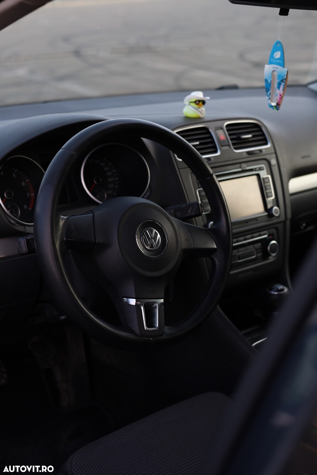 Volkswagen Golf - 6