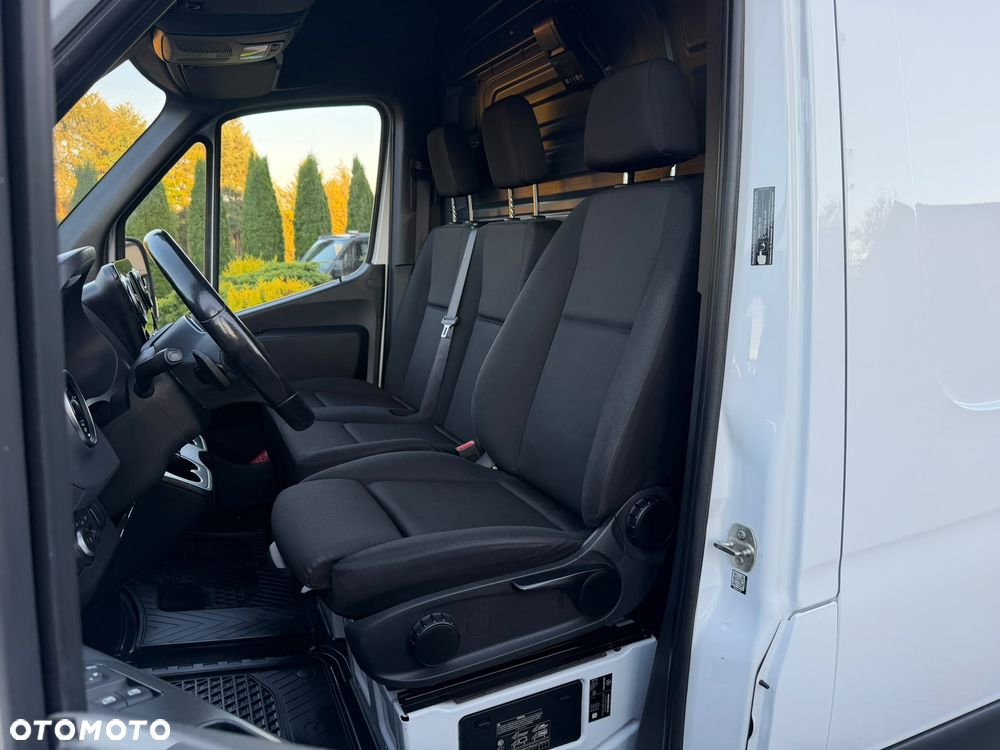 Mercedes-Benz Sprinter 315 Long PIĘKNY Webasto L3H2 Automat Chłodzenie i Ogrzewanie -20 / +20 stopni Pierwszy właściciel - 31