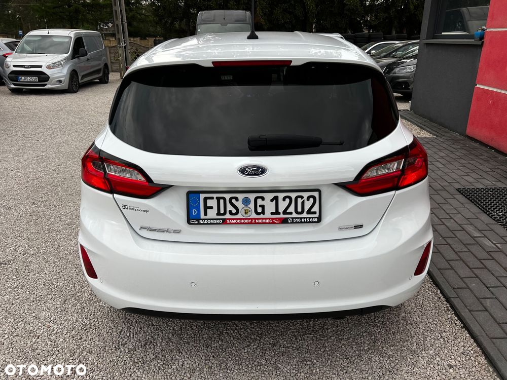 Ford Fiesta - 11