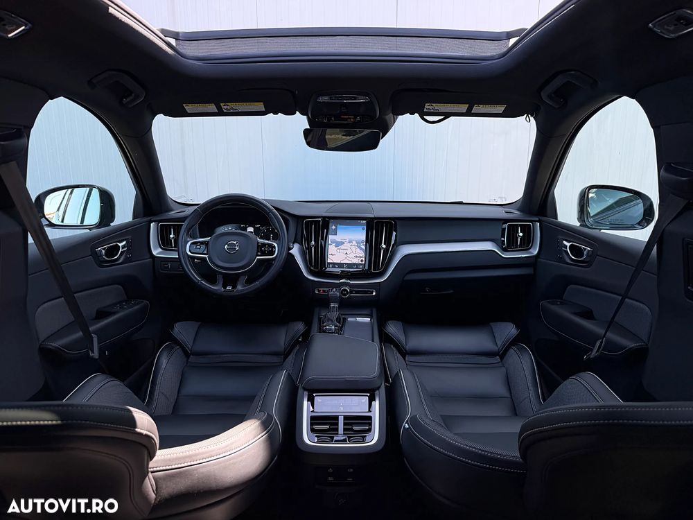 Volvo XC 60 T6 AWD R-Design - 6