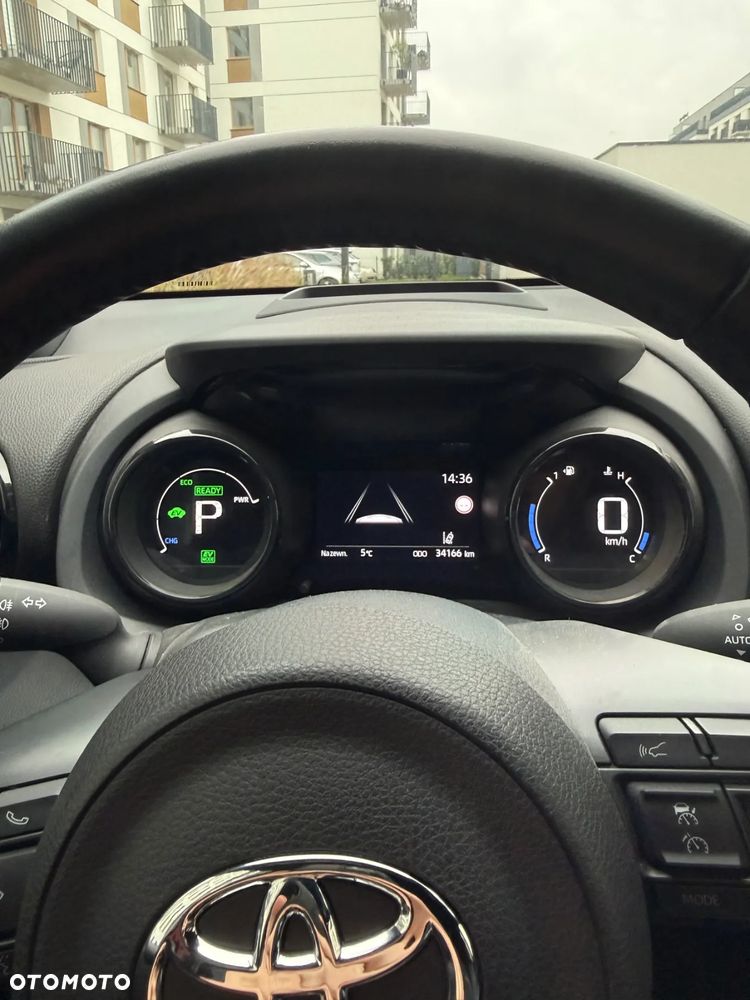 Toyota Yaris Hybrid 1.5 Executive - 18