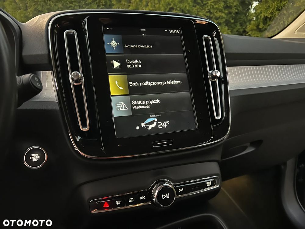 Volvo XC 40 D3 Momentum - 33