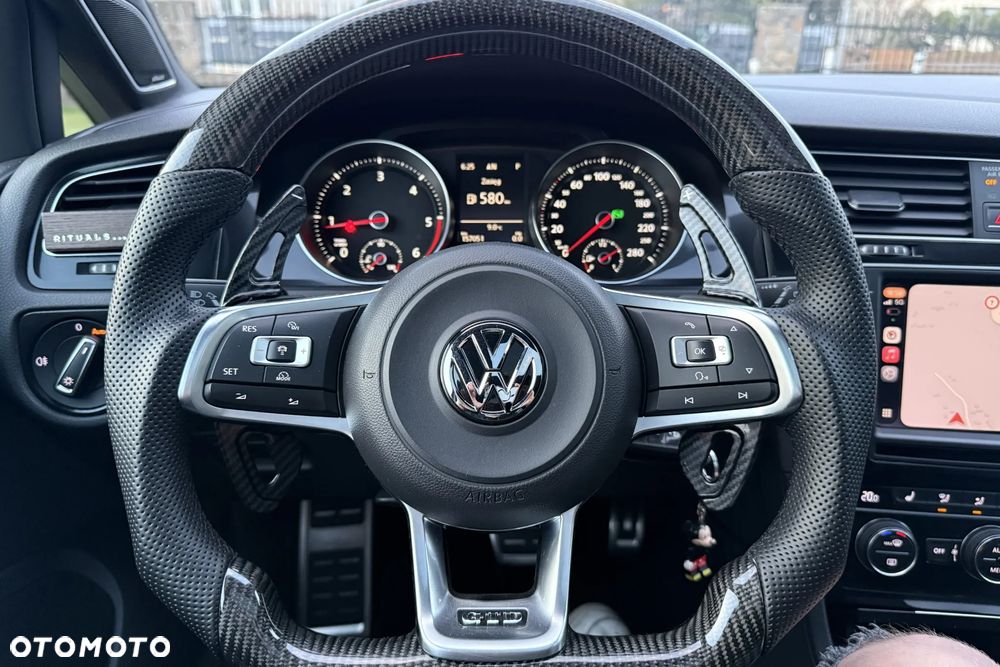 Volkswagen Golf GTD 2.0 TDI SCR DSG - 19