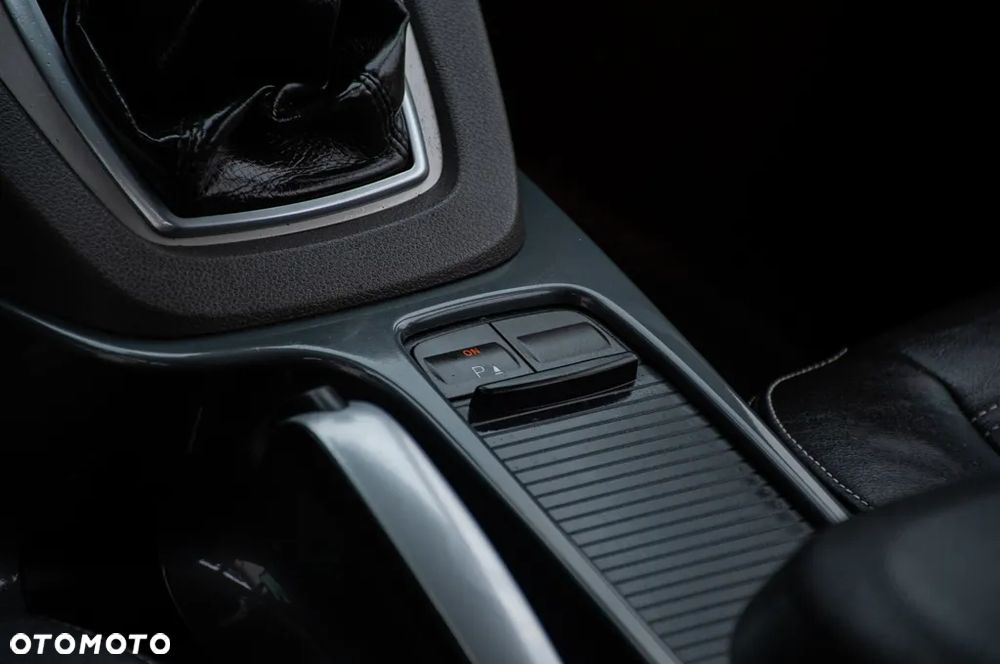 Ford C-MAX 2.0 TDCi DPF Titanium - 34