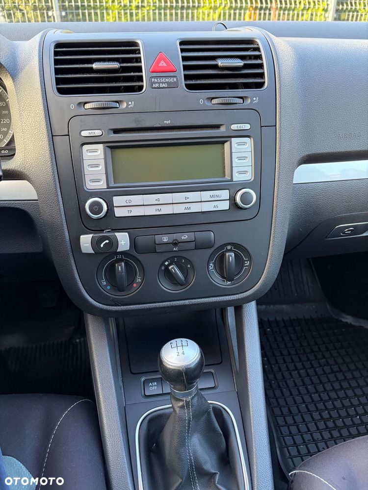 Volkswagen Golf 1.9 TDI Comfortline - 7