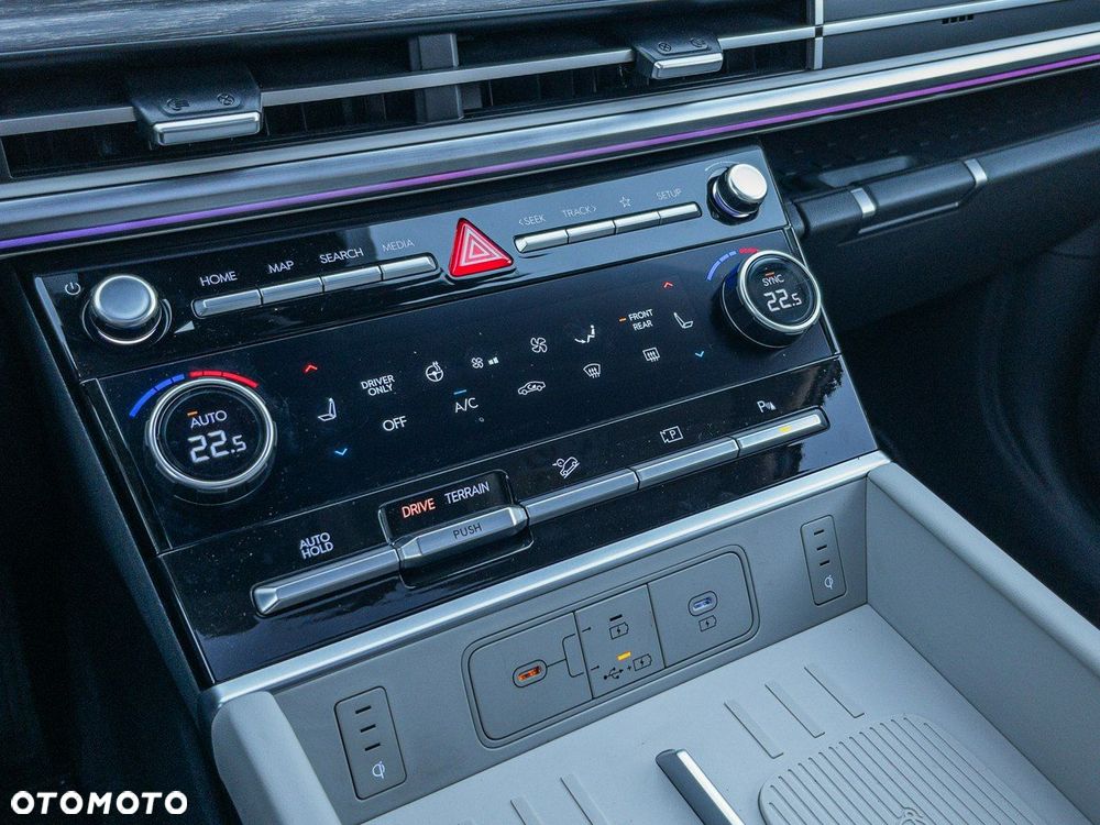 Hyundai Santa Fe 1.6 T-GDI HEV Platinum 4WD 7os - 25