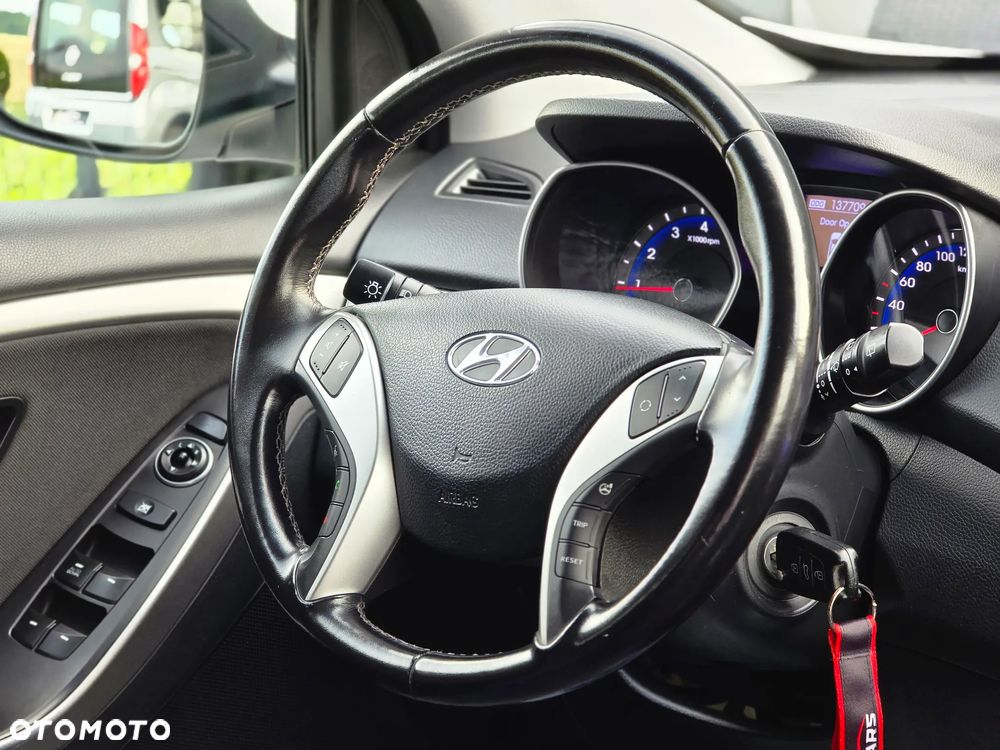Hyundai i30 1.4 Fifa World Cup Edition - 26