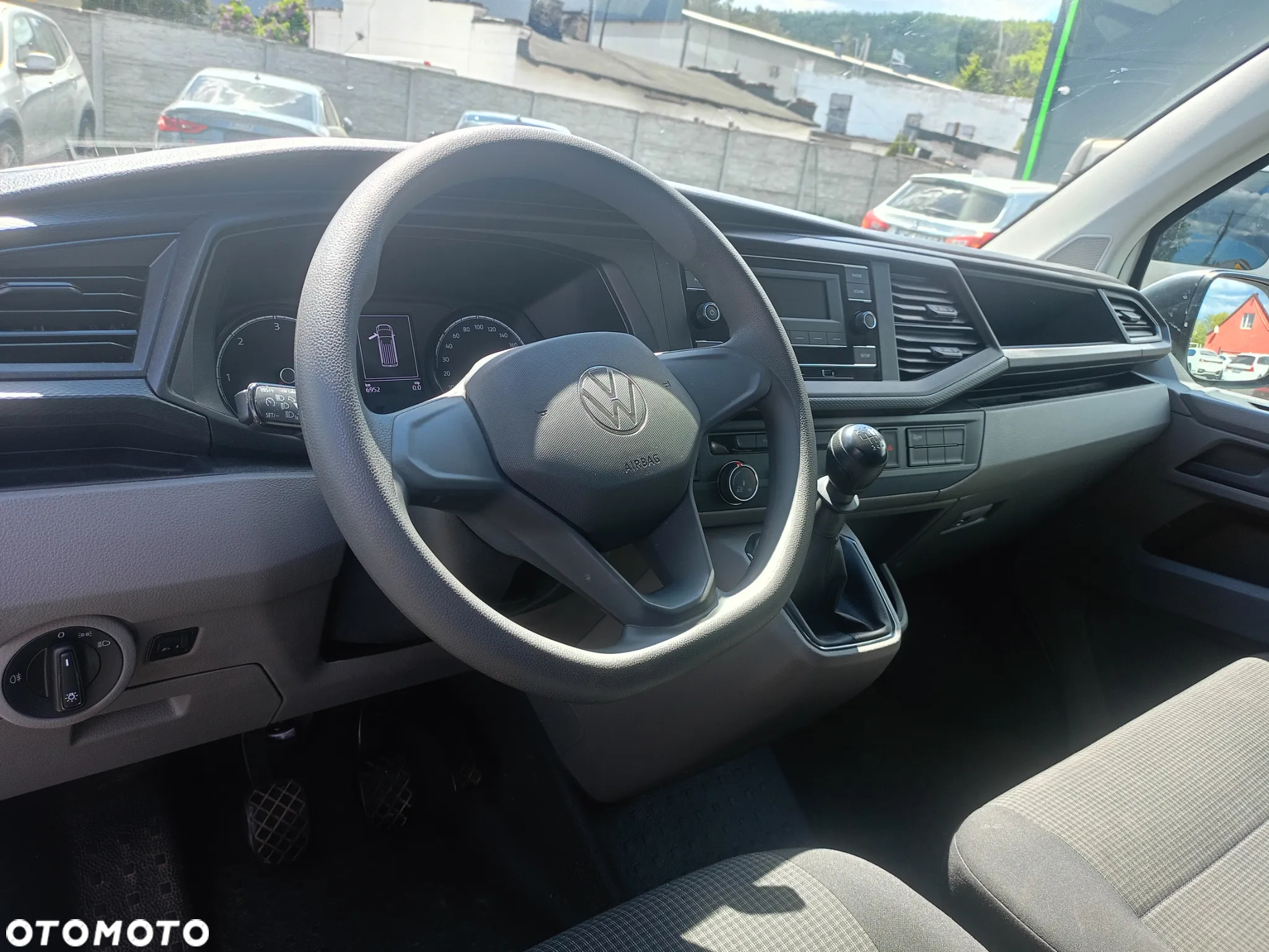 Volkswagen Transporter - 10
