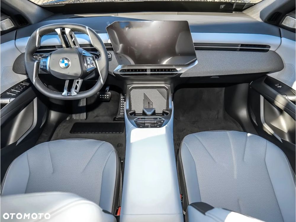 BMW iX3 - 9