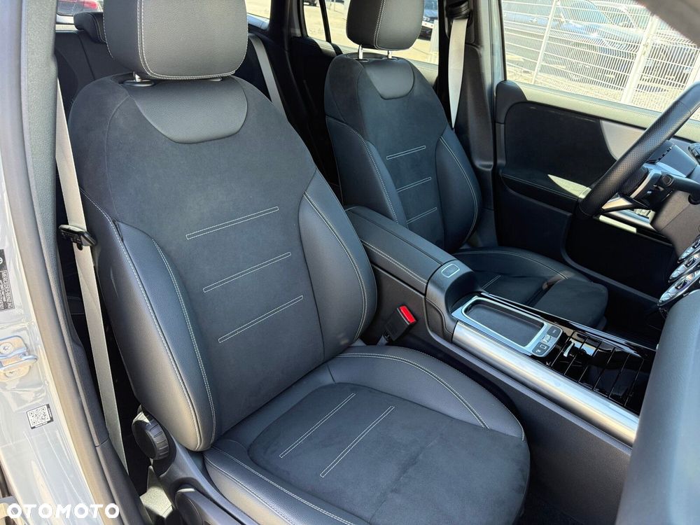 Mercedes-Benz GLA 220 mHEV 4-Matic AMG Line 8G-DCT - 29