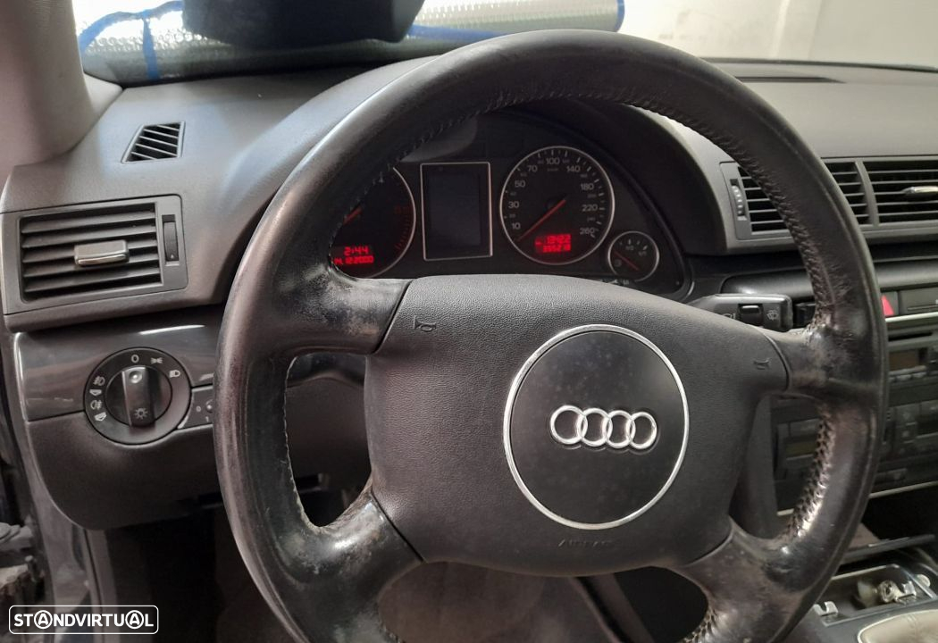 Audi A4 de 2001 - 8