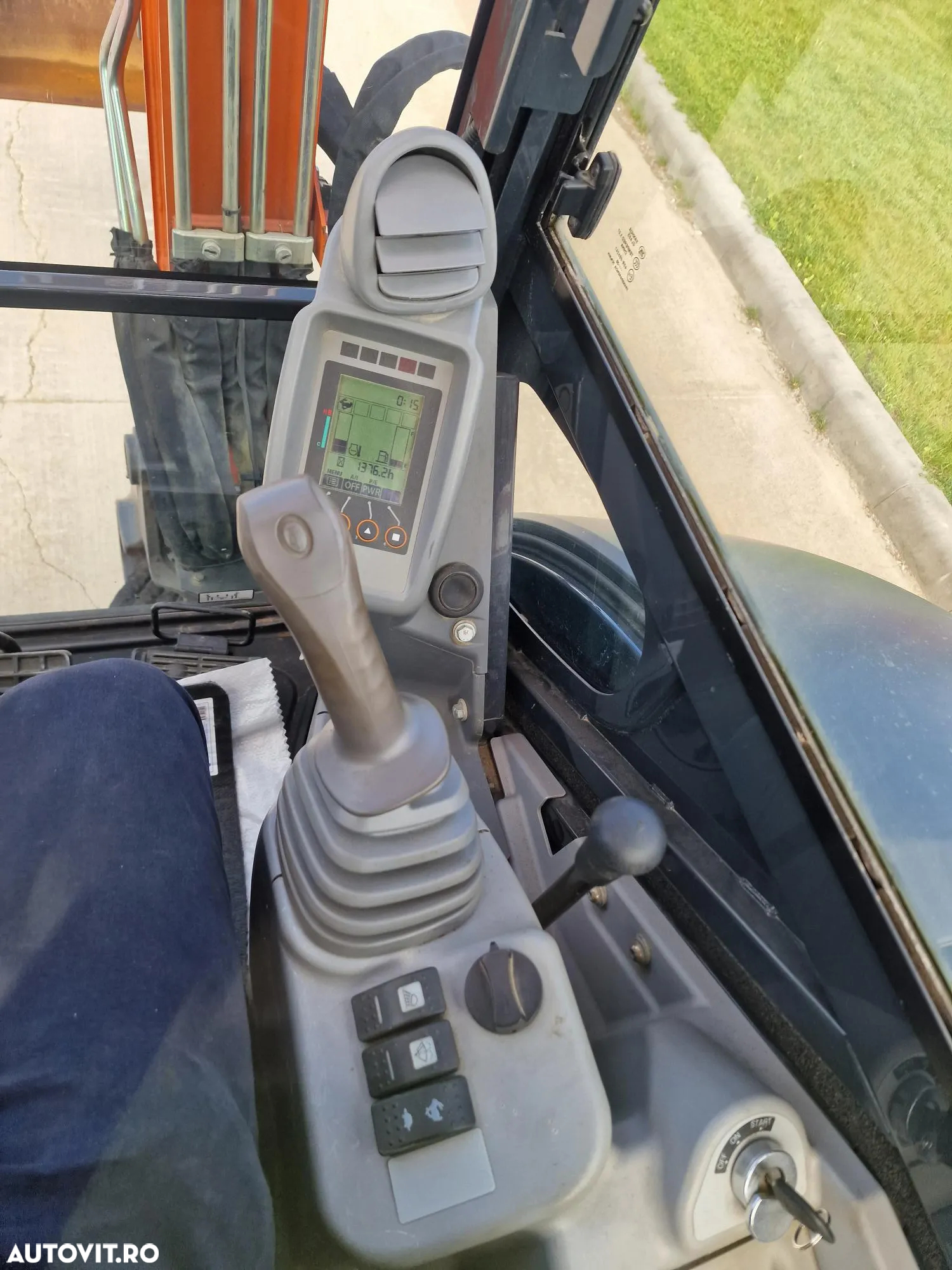 Hitachi ZX38, 2021, 1.376h, CUPLA RAPIDA+3 CUPE, 3,9tone, Ad sapare 4m, Inst picon, Aer conditionat, Senile 80% ok, produs in JAPONIA, posibilitate leasing 4 ani-PROMOTIE 36.900 EUR+Tva - 5