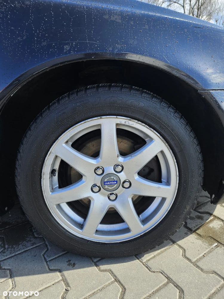Volvo V70 D2 Momentum - 17
