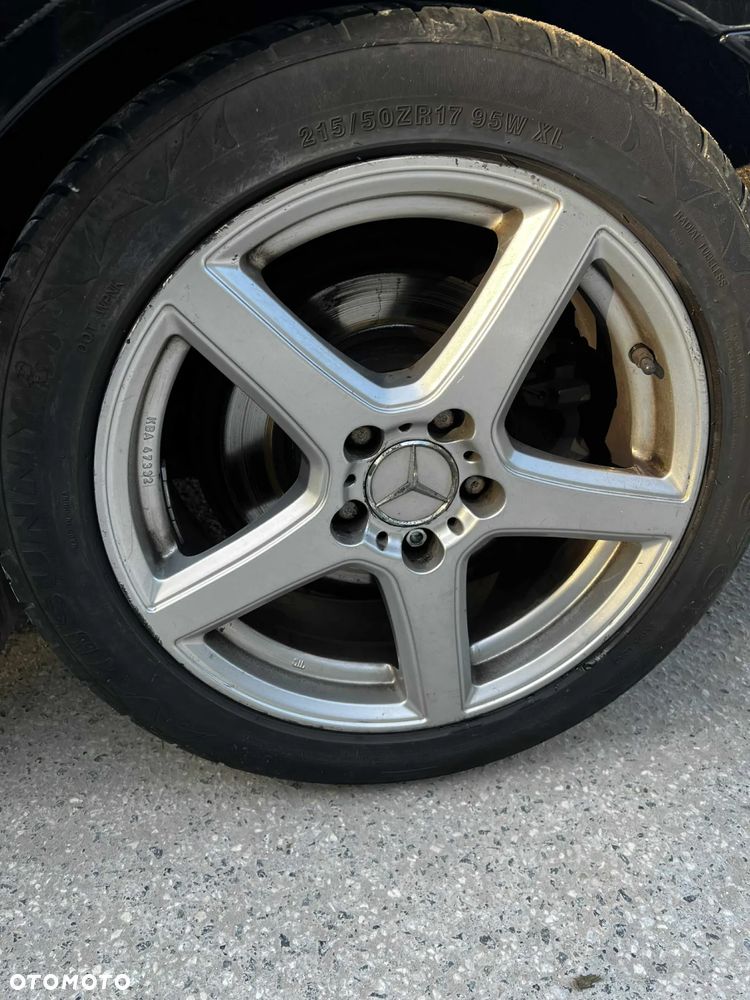 Mercedes-Benz Klasa C 220 CDI BlueEff 4-Matic Avantgarde - 14