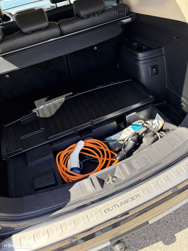 Mitsubishi Outlander - 9