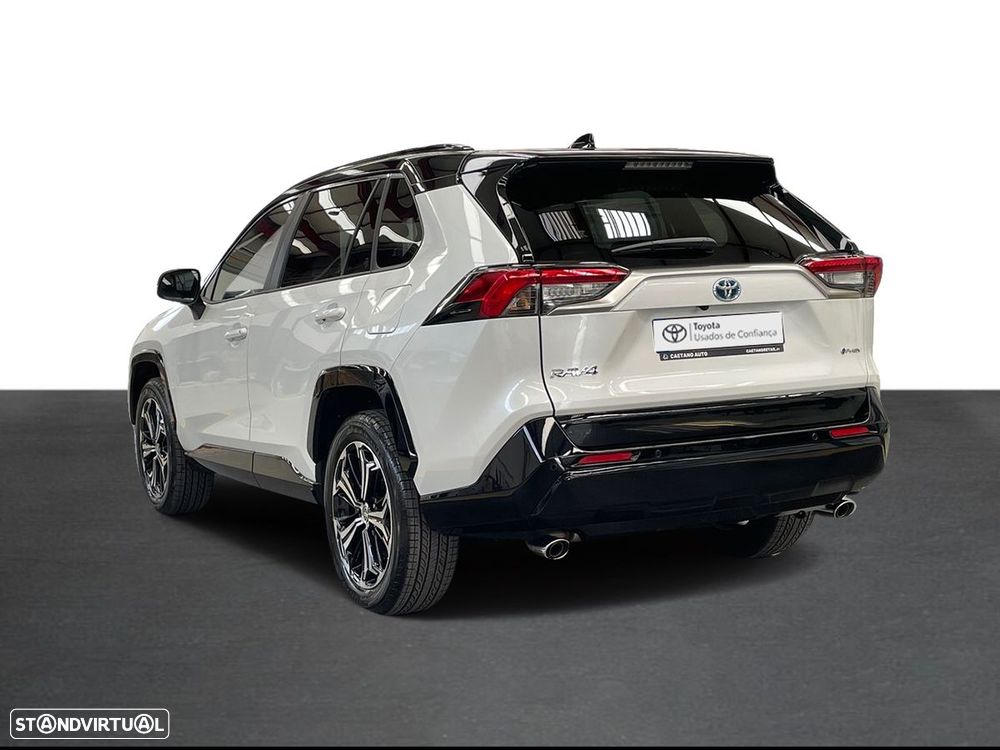 Toyota RAV4 - 3