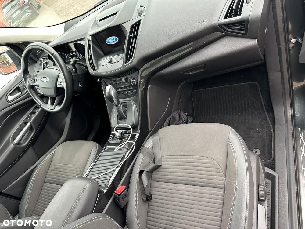 Ford Kuga 2.0 TDCi 4WD Titanium - 7