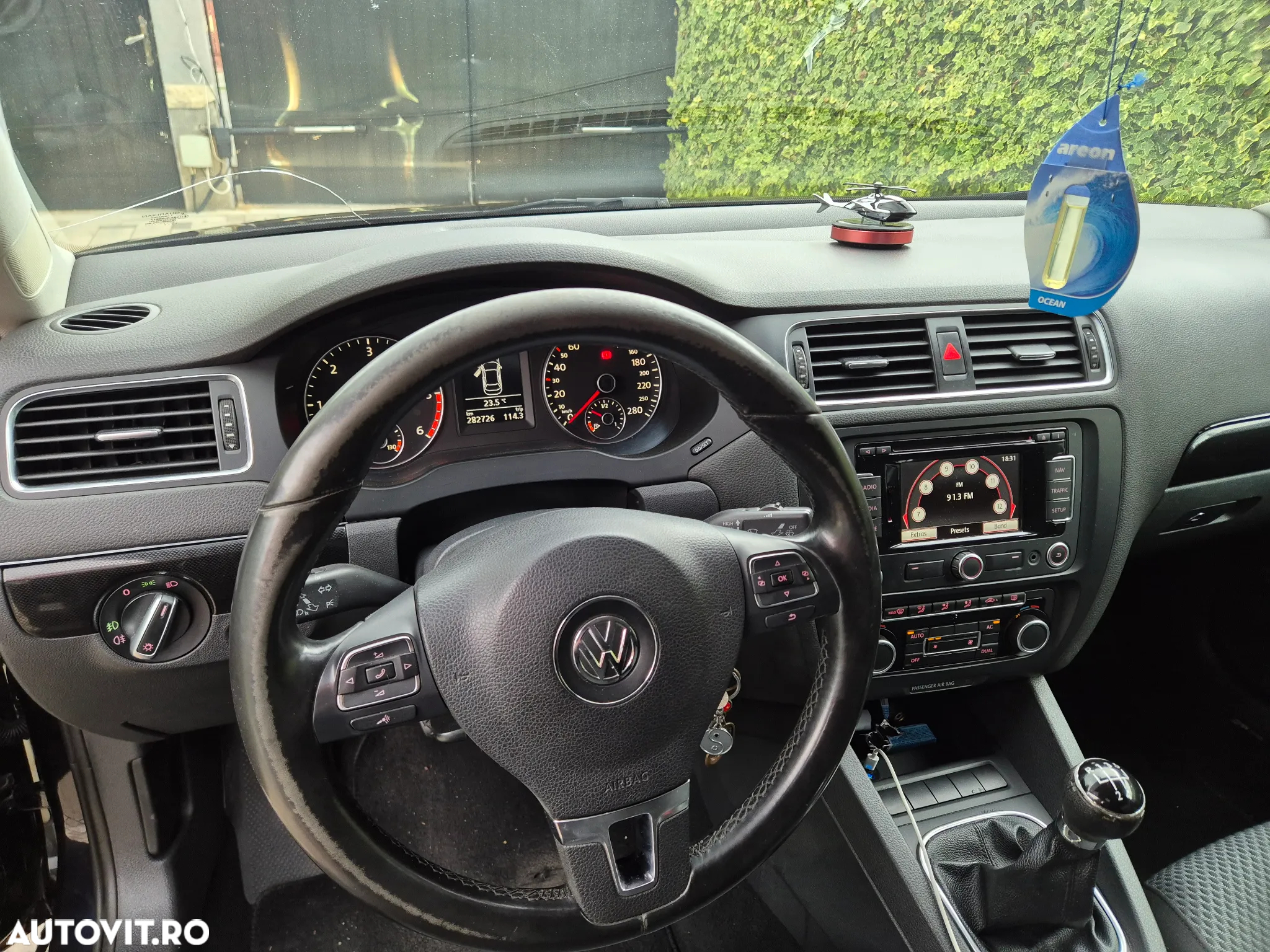 Volkswagen Jetta - 5