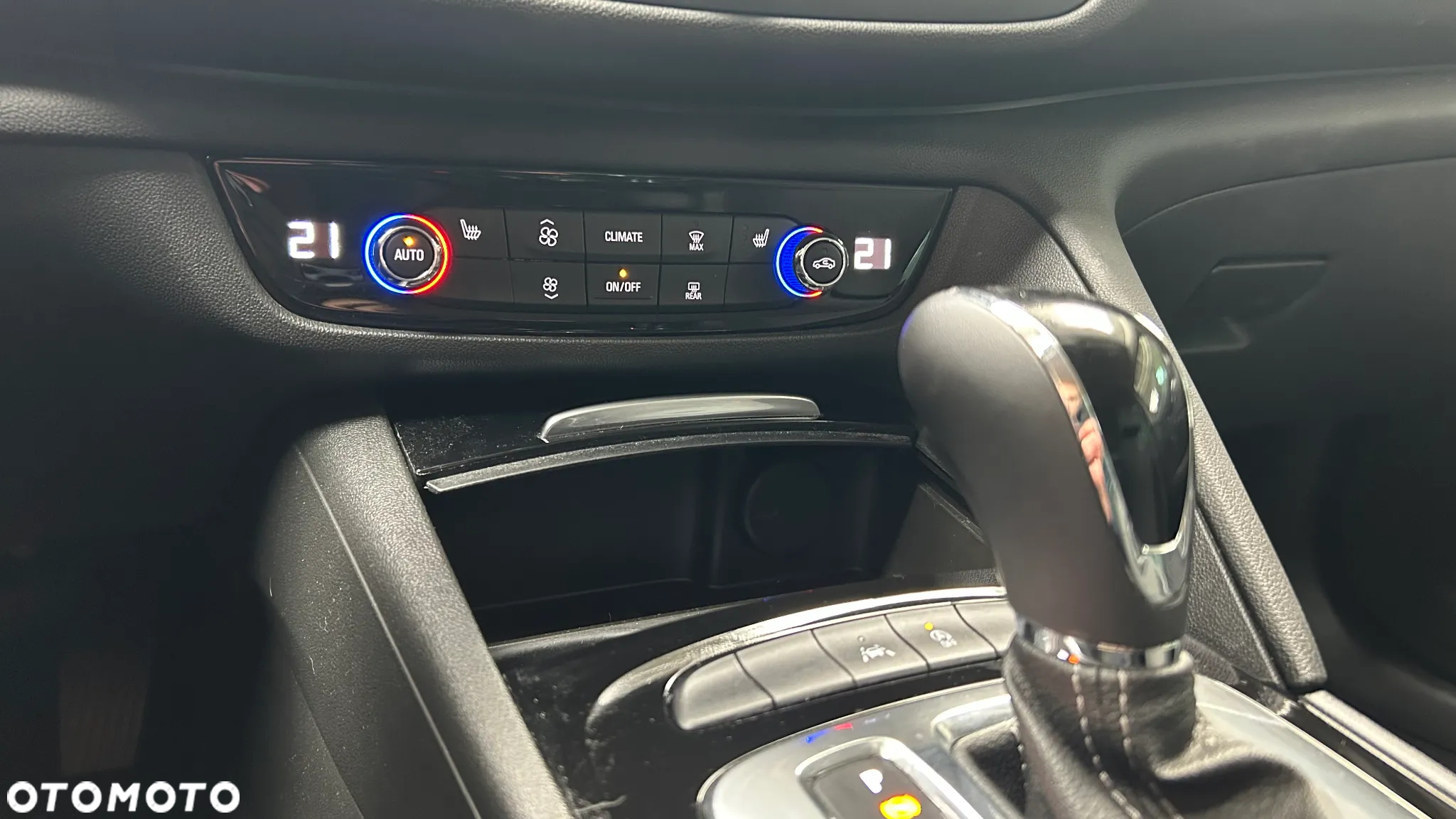 Opel Insignia 2.0 CDTI Elegance S&S - 18