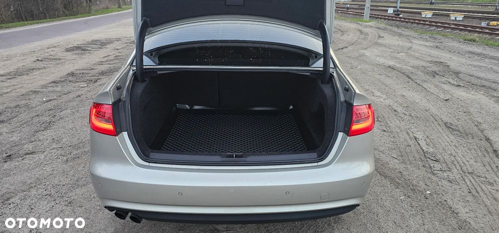 Audi A4 Limousine 2.0 TDI DPF multitronic Ambiente - 7