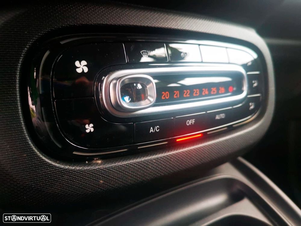 Smart ForTwo Coupé Electric Drive Passion - 17