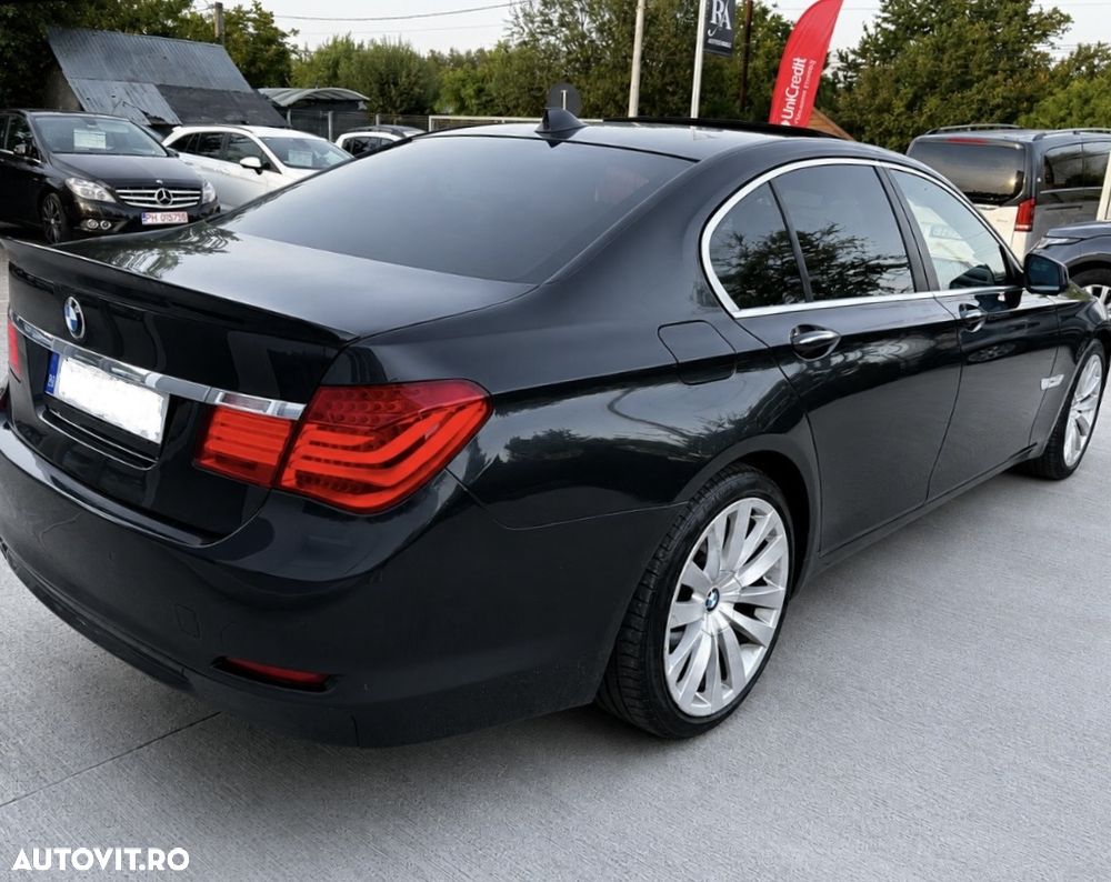 BMW Seria 7 730d - 11
