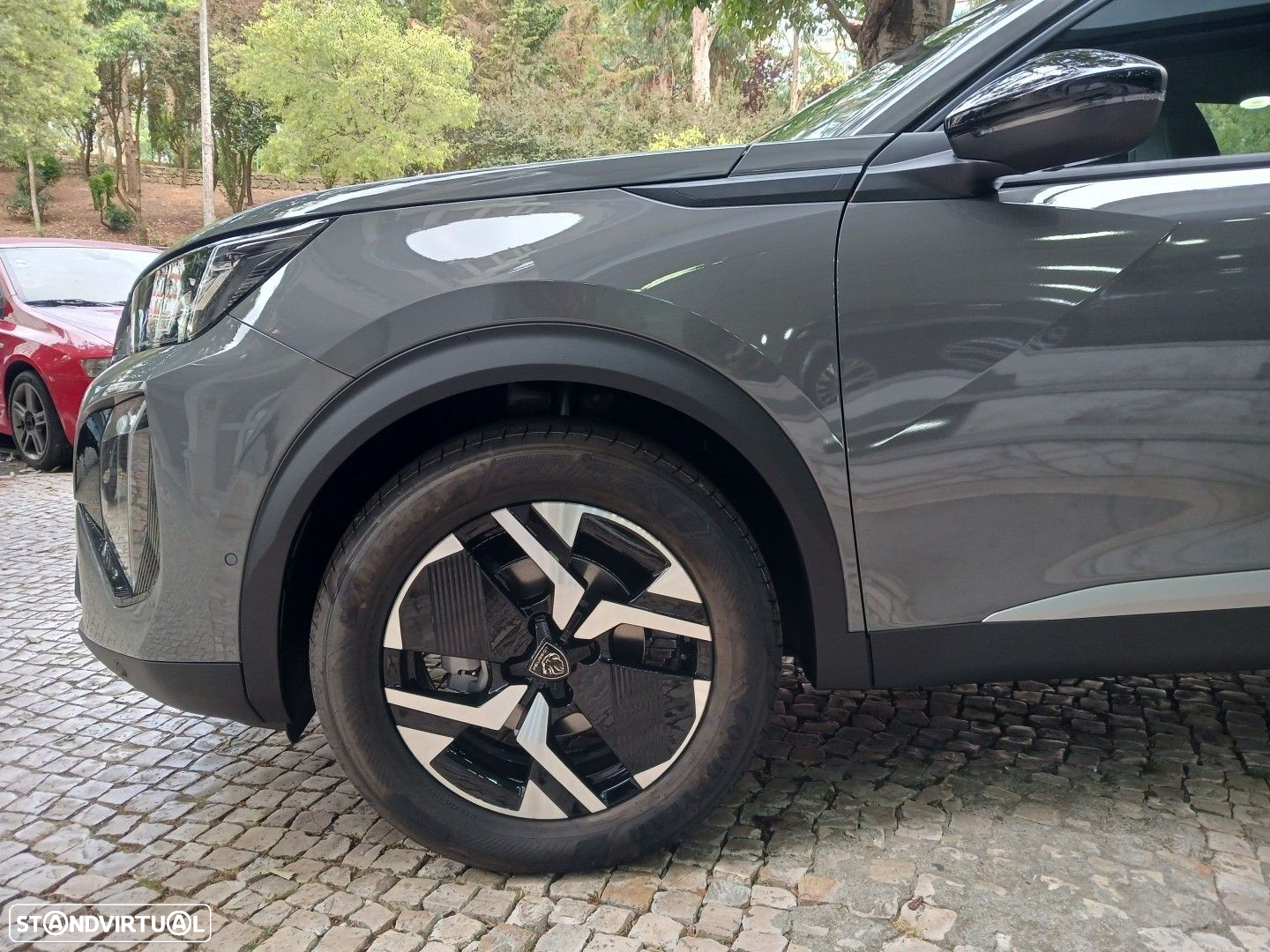 Peugeot 2008 1.2 PureTech Allure Pack - 9