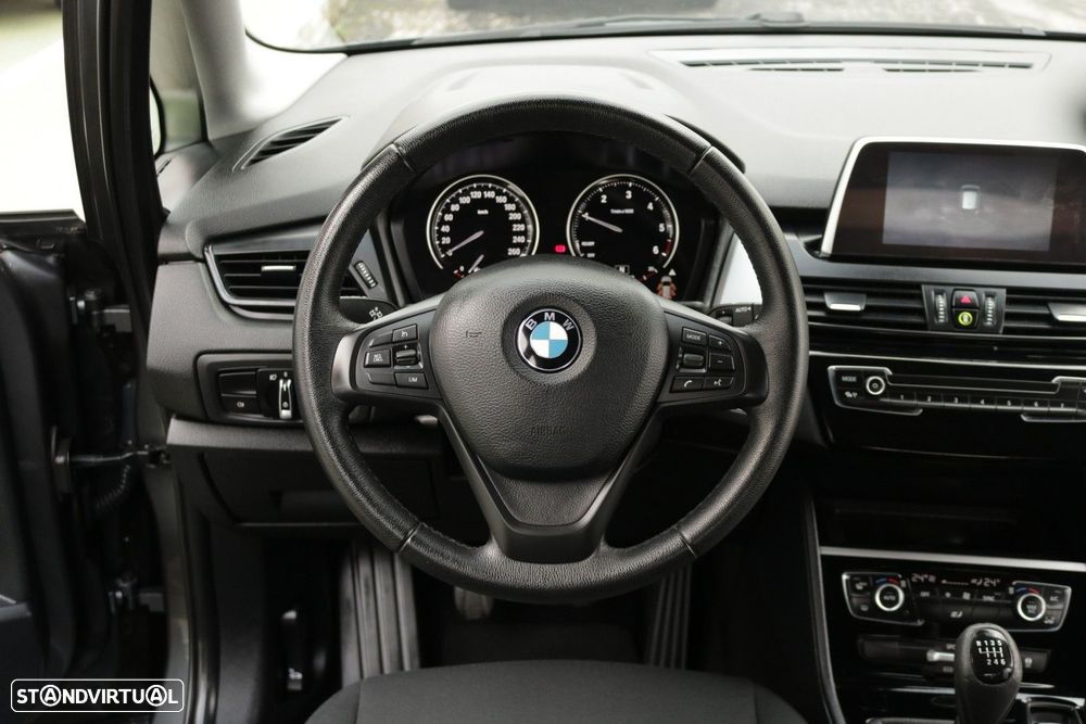 BMW 216 Active Tourer d Advantage - 28