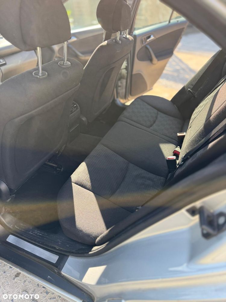 Mercedes-Benz Klasa C 180 Kompressor Classic - 12