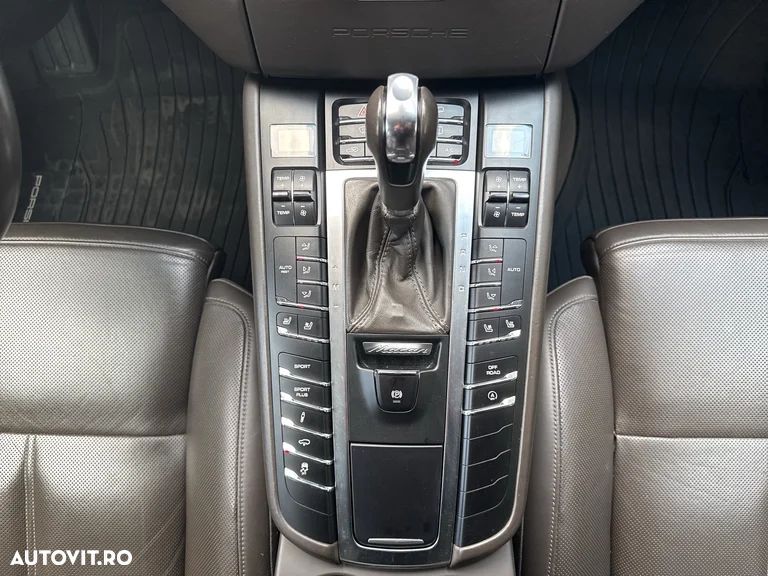 Porsche Macan 3.0 PDK S - 21