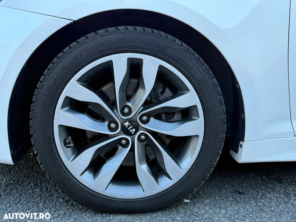 Kia Optima 2.0 T-GDI 6AT GT - 23