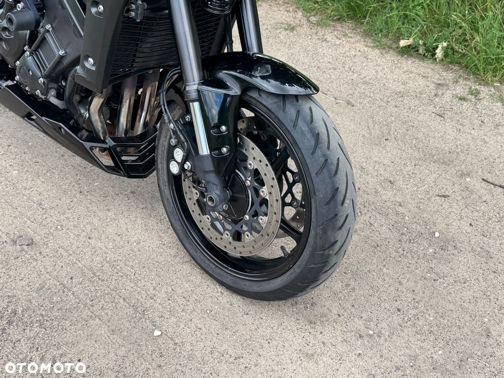 Yamaha FZ - 6