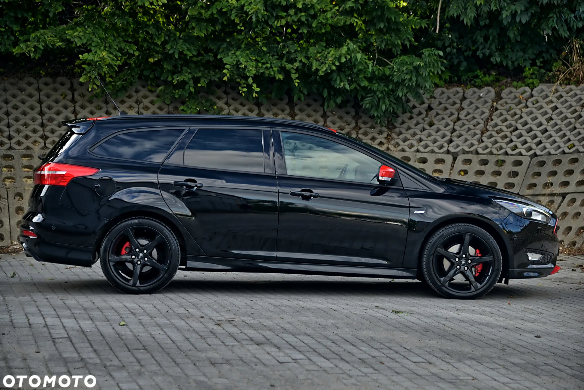 Ford Focus Turnier 1.5 EcoBoost Start-Stopp-System TITANIUM - 23