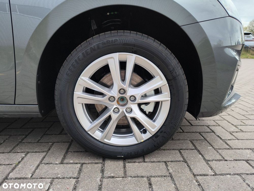 Skoda Fabia 1.5 TSI Drive DSG - 19