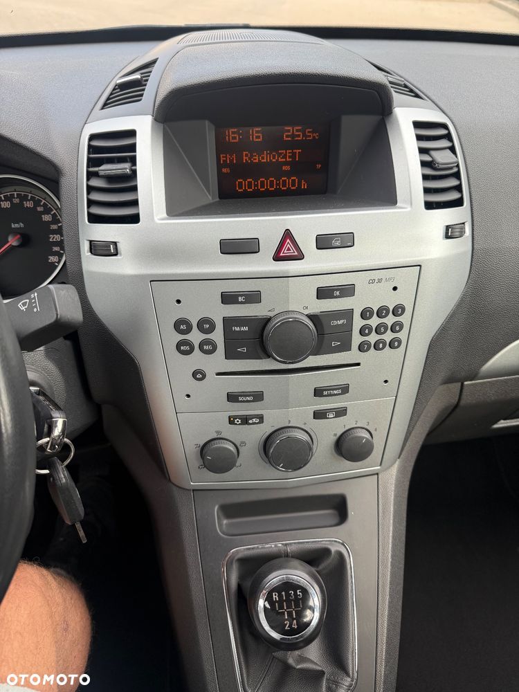 Opel Zafira 1.6 Active - 16
