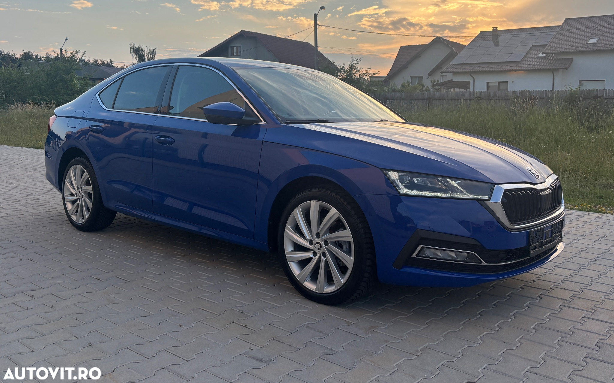 Skoda Octavia 2.0 TDI 150 CP DSG Sportline - 11