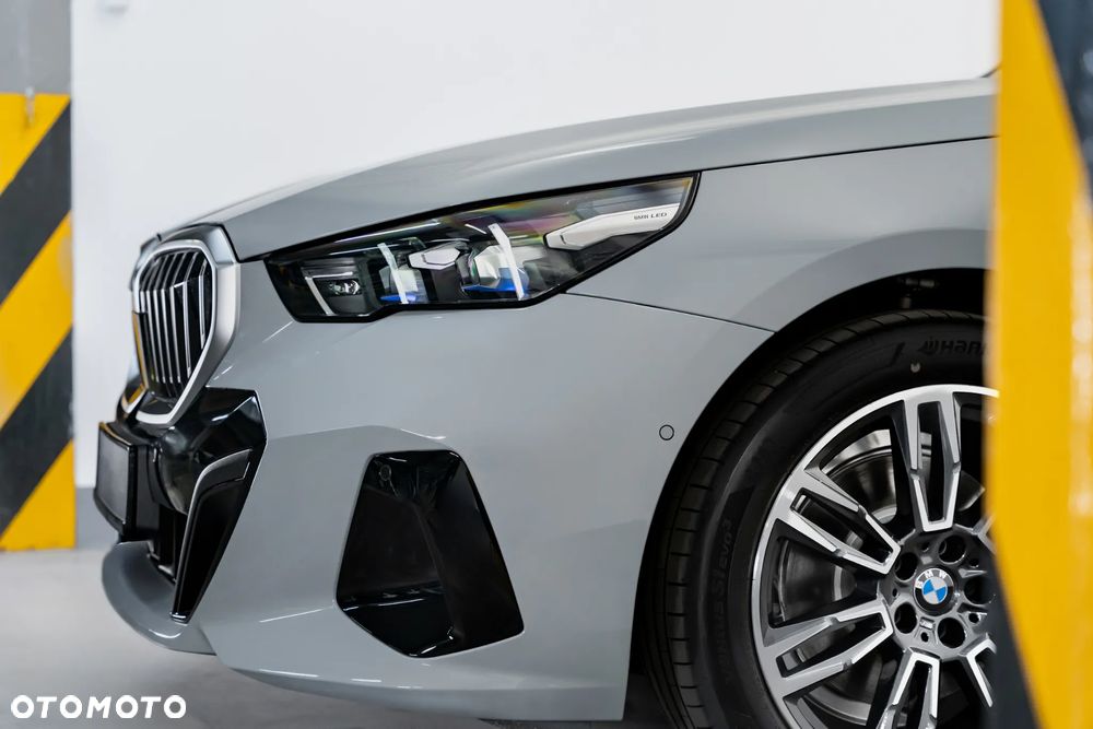 BMW Seria 5 - 12