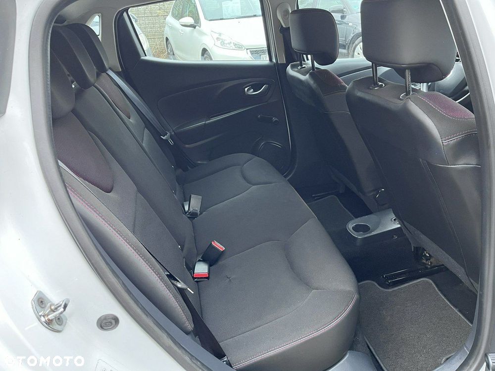 Renault Clio 1.2 16V Alize - 21