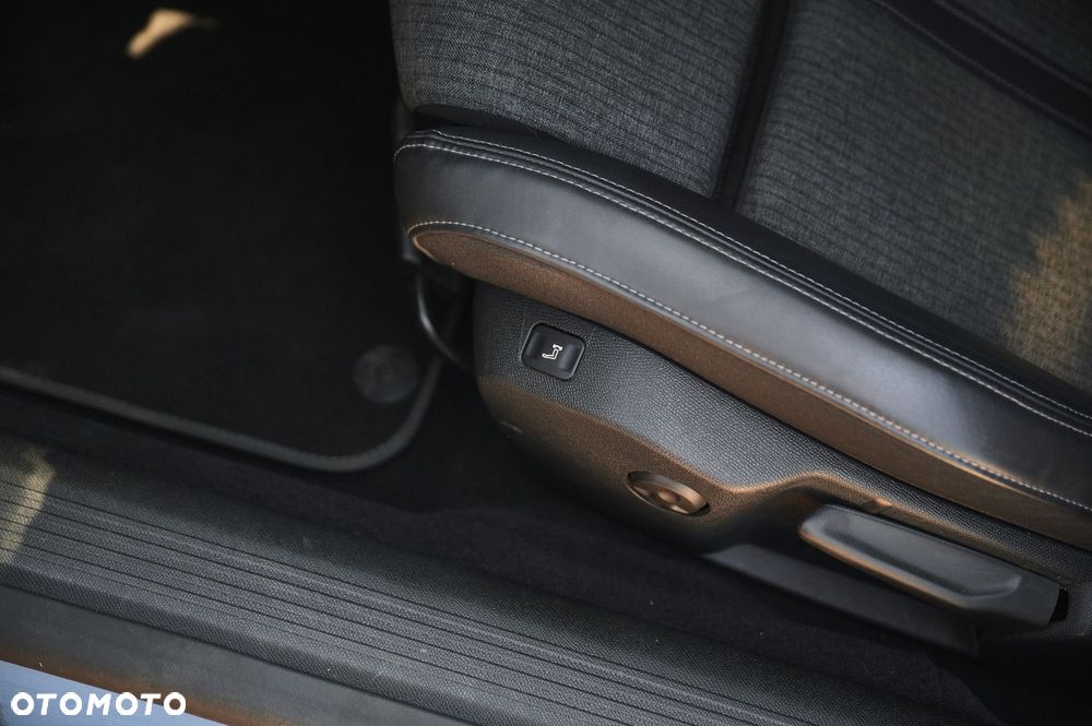 Peugeot 508 1.6 PureTech Allure Pack S&S EAT8 - 23