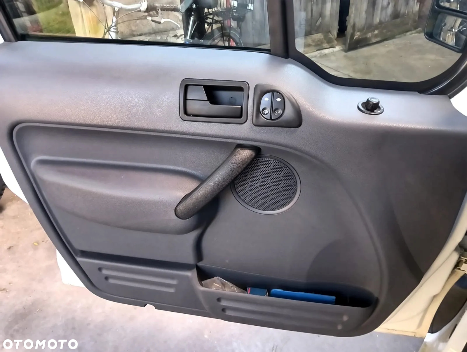 Ford Transit Connect 230 LWB Van - 18