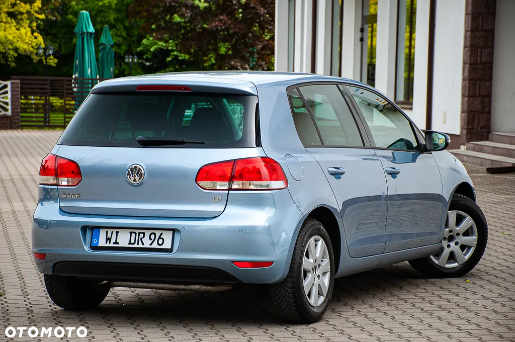 Volkswagen Golf 1.6 Comfortline - 14