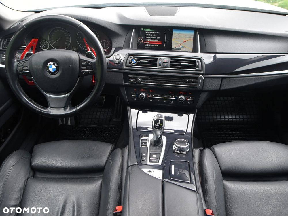 BMW Seria 5 525d xDrive - 5