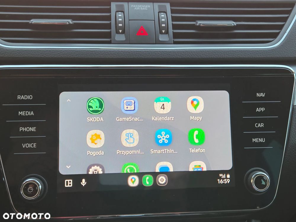 Skoda Superb 1.5 TSI Ambition DSG - 30