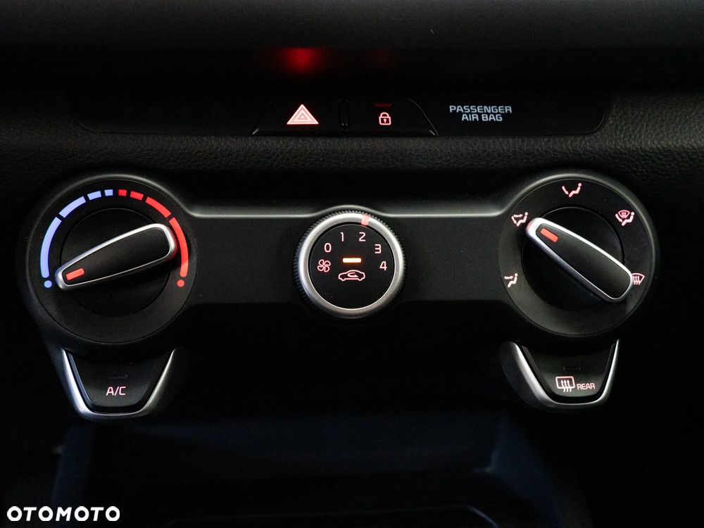 Kia Rio 1.2 L - 20