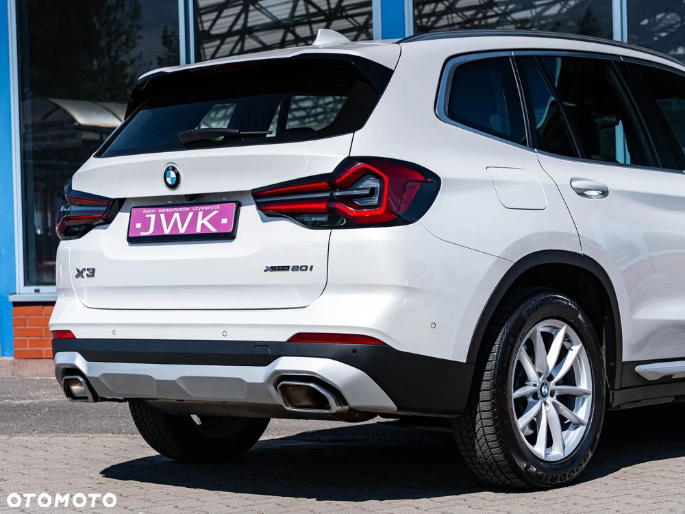 BMW X3 xDrive20i mHEV - 10