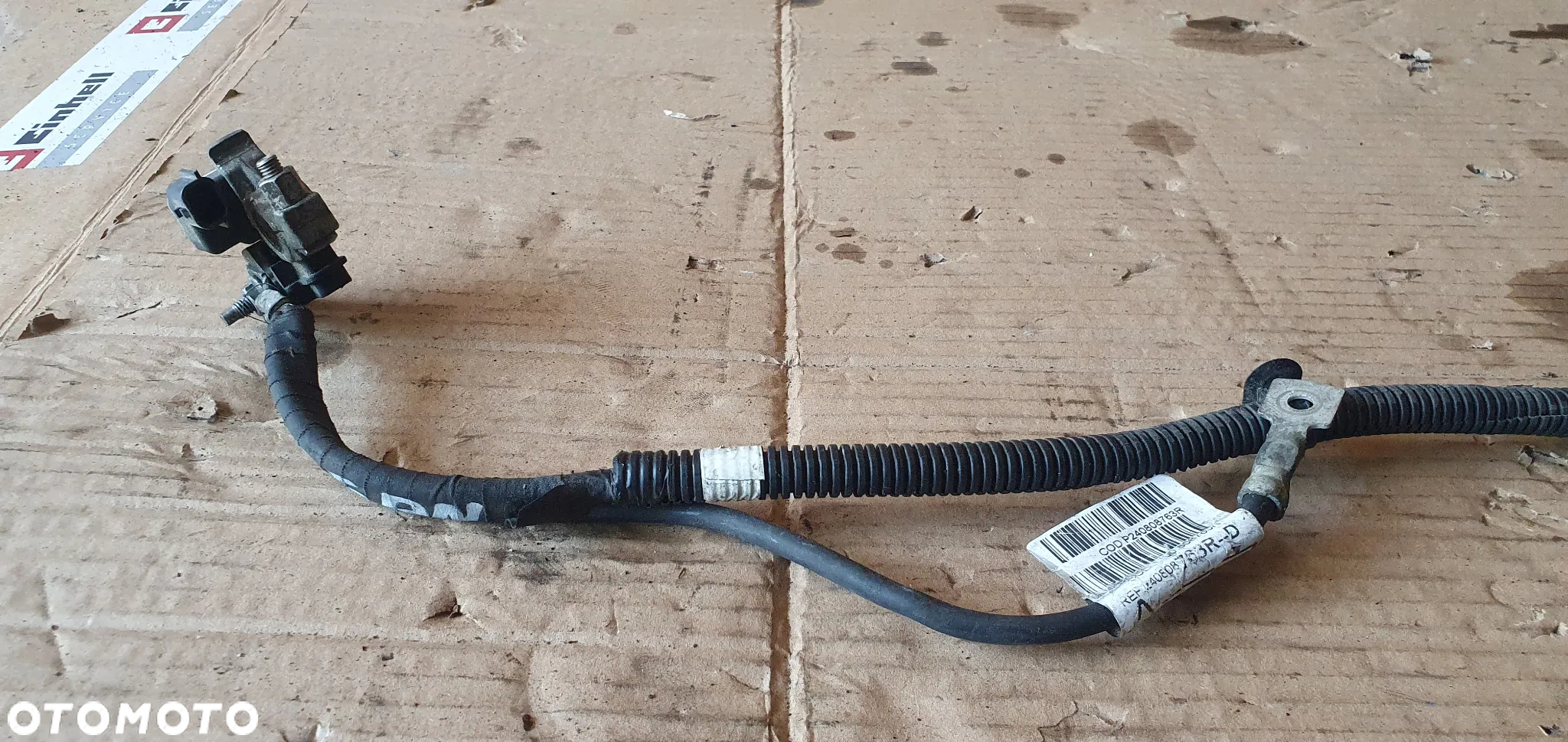 Klema minusowa akumulatora bezpiecznik Dacia Logan II 250825784R 240808763R - 2